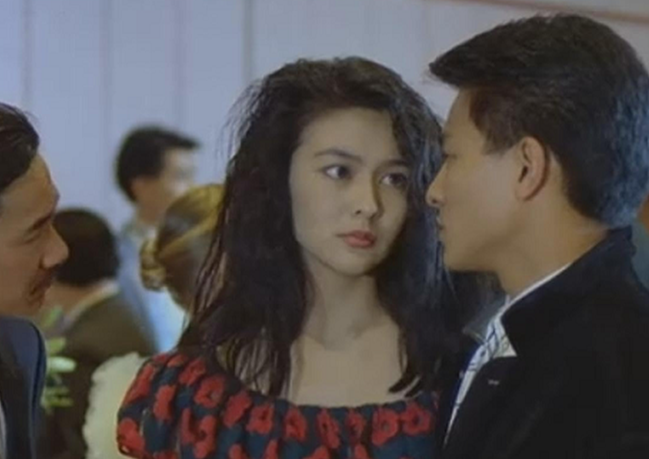 Ketegangan Taruhan: Kisah dari Lantai Casino